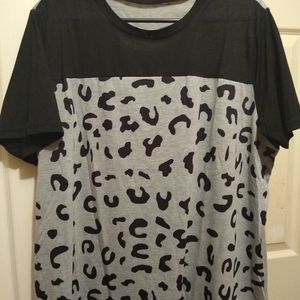 Women's Plus Size Top/ leopard print